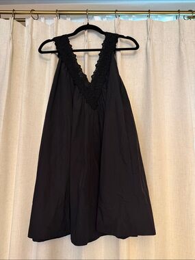 Helsa Mini Dress With Lace in Tech Poplin in Black
